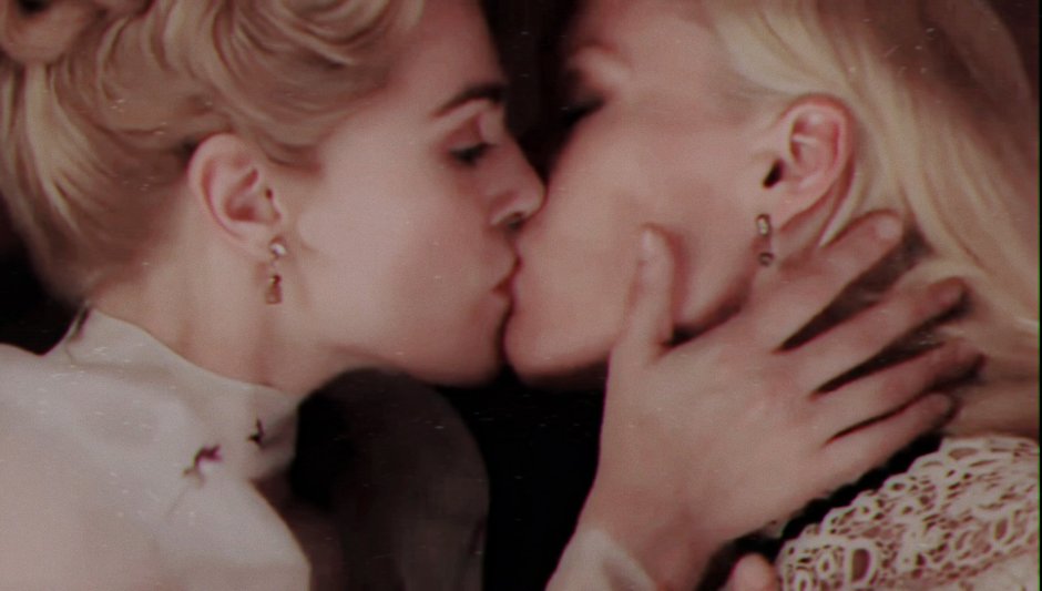 Kevin Keller Riverdale kisses