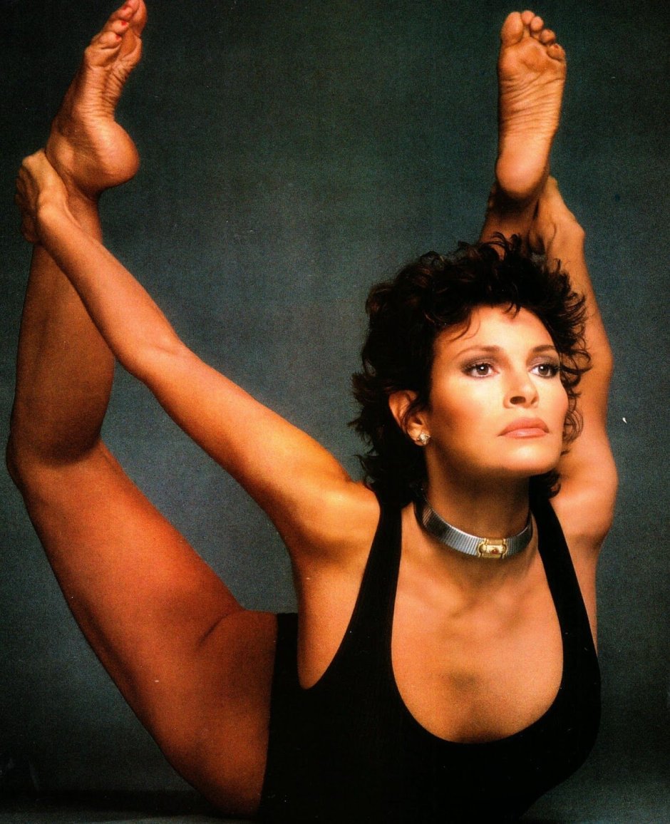 Rakel Welch Feet