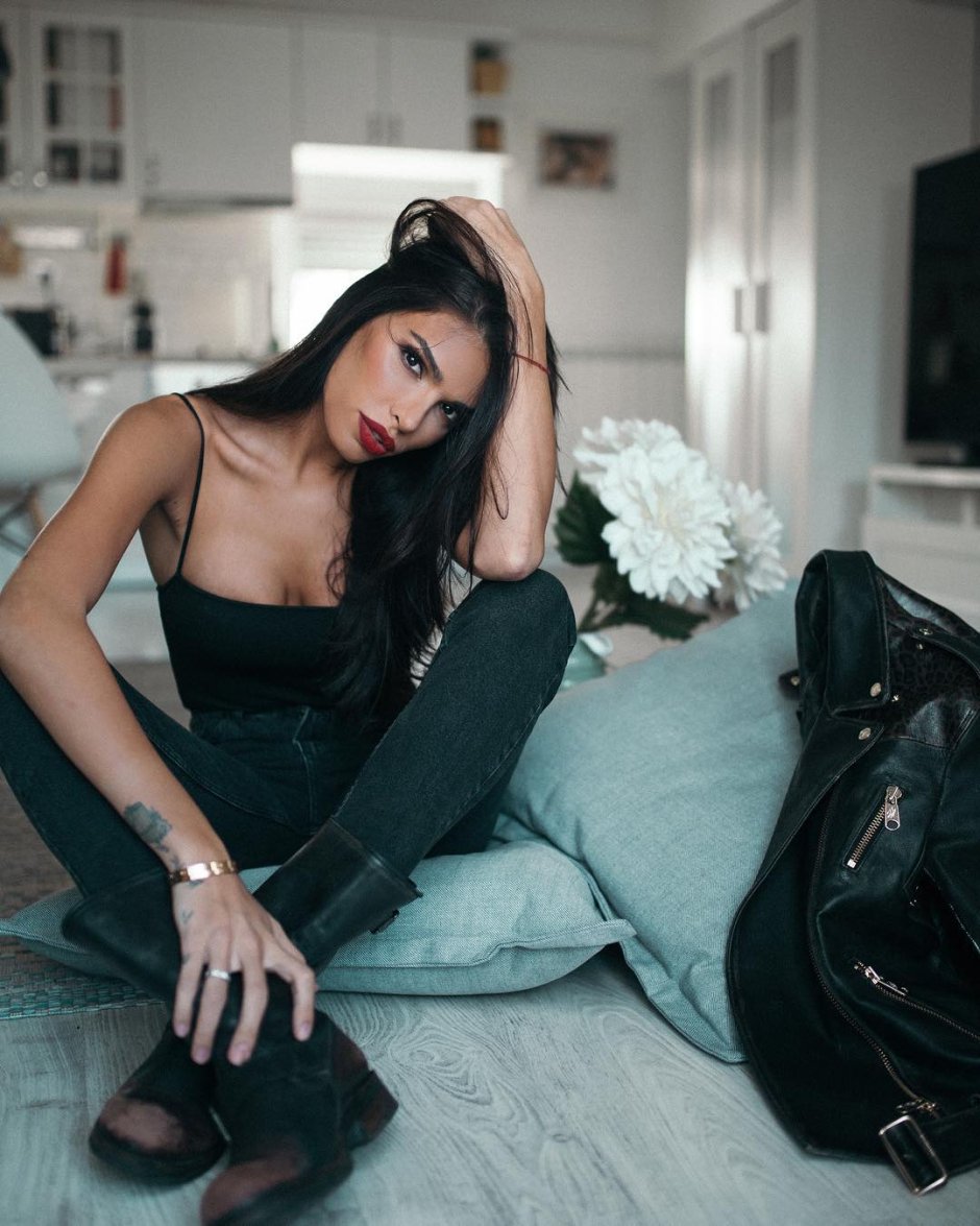 Jovana Djordjevic Legs