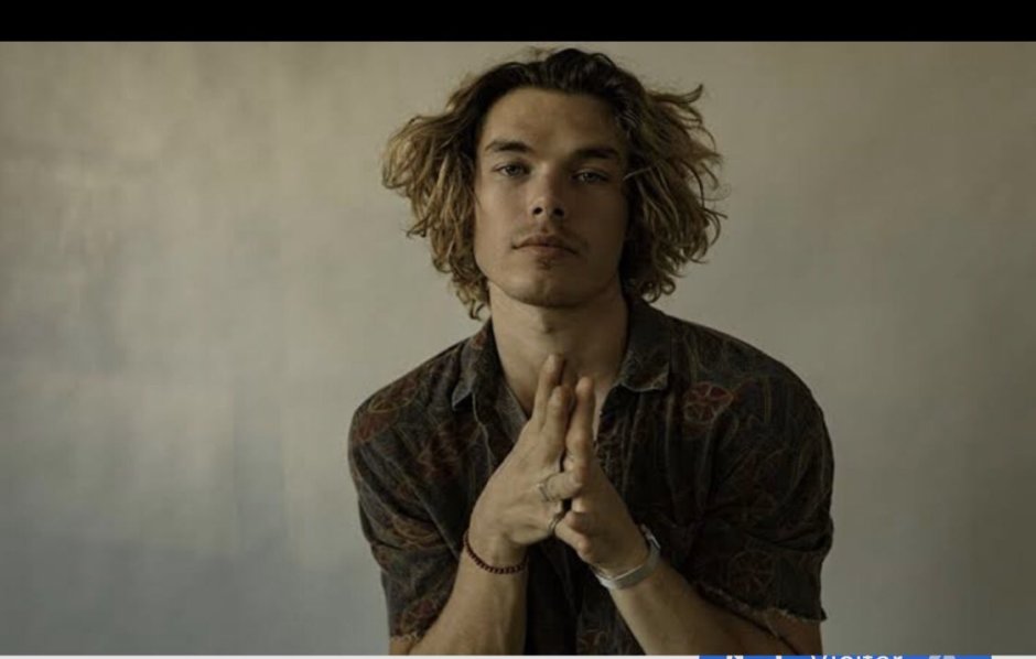 Sam Corlett
