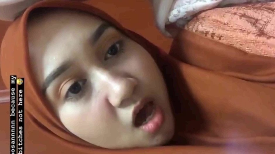 Hijab Masturbasi