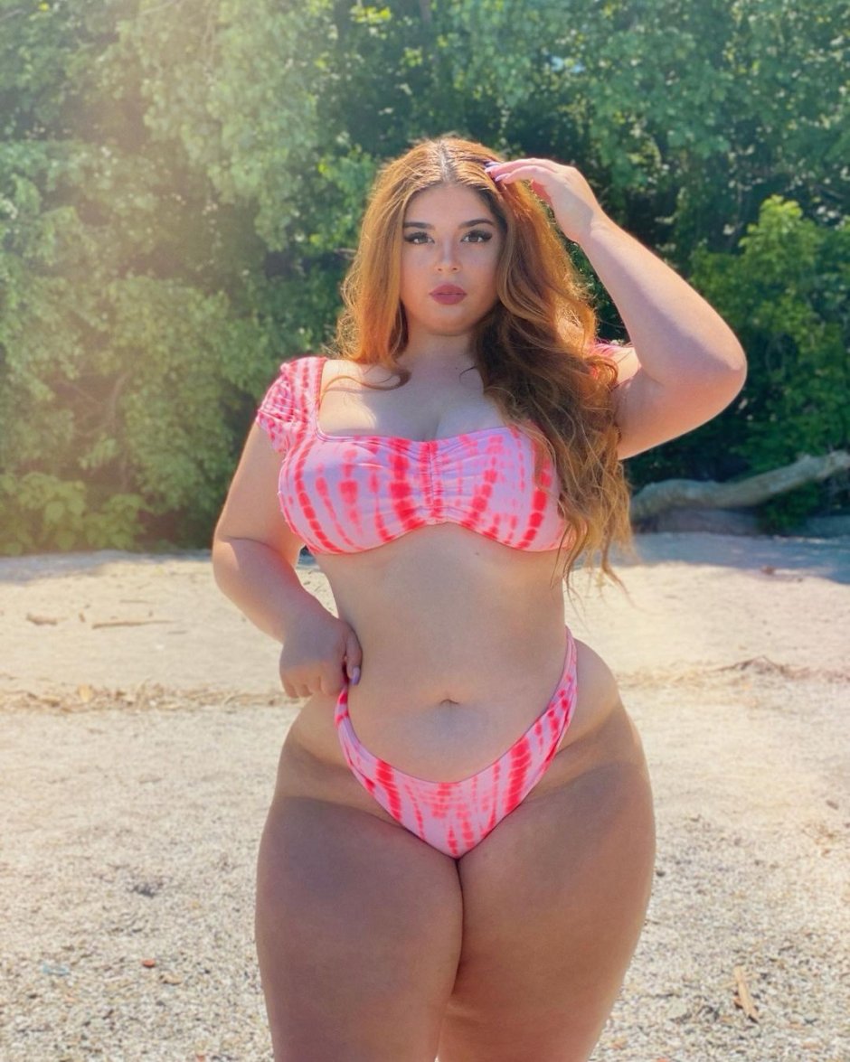 Lexi Lu plus saz