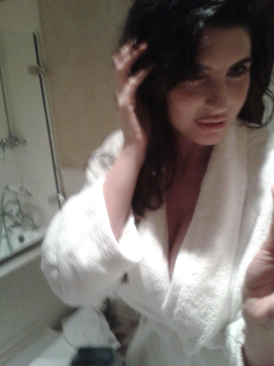 Lana Ruds in underwear