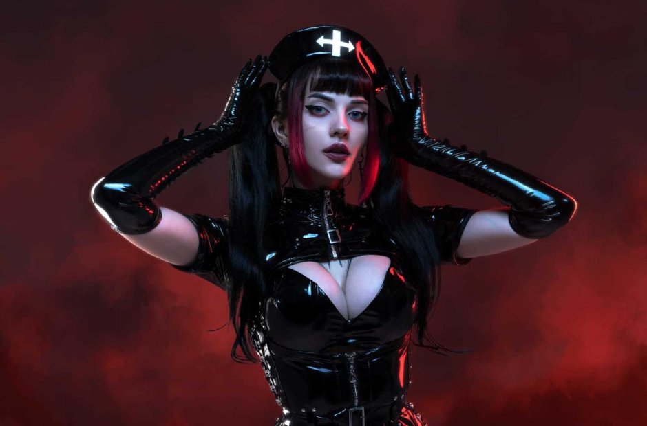 Pandemonik Helteker cosplay