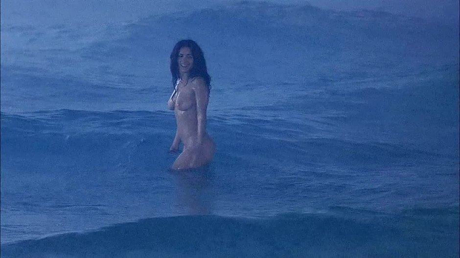 Salma Hayek is naked
