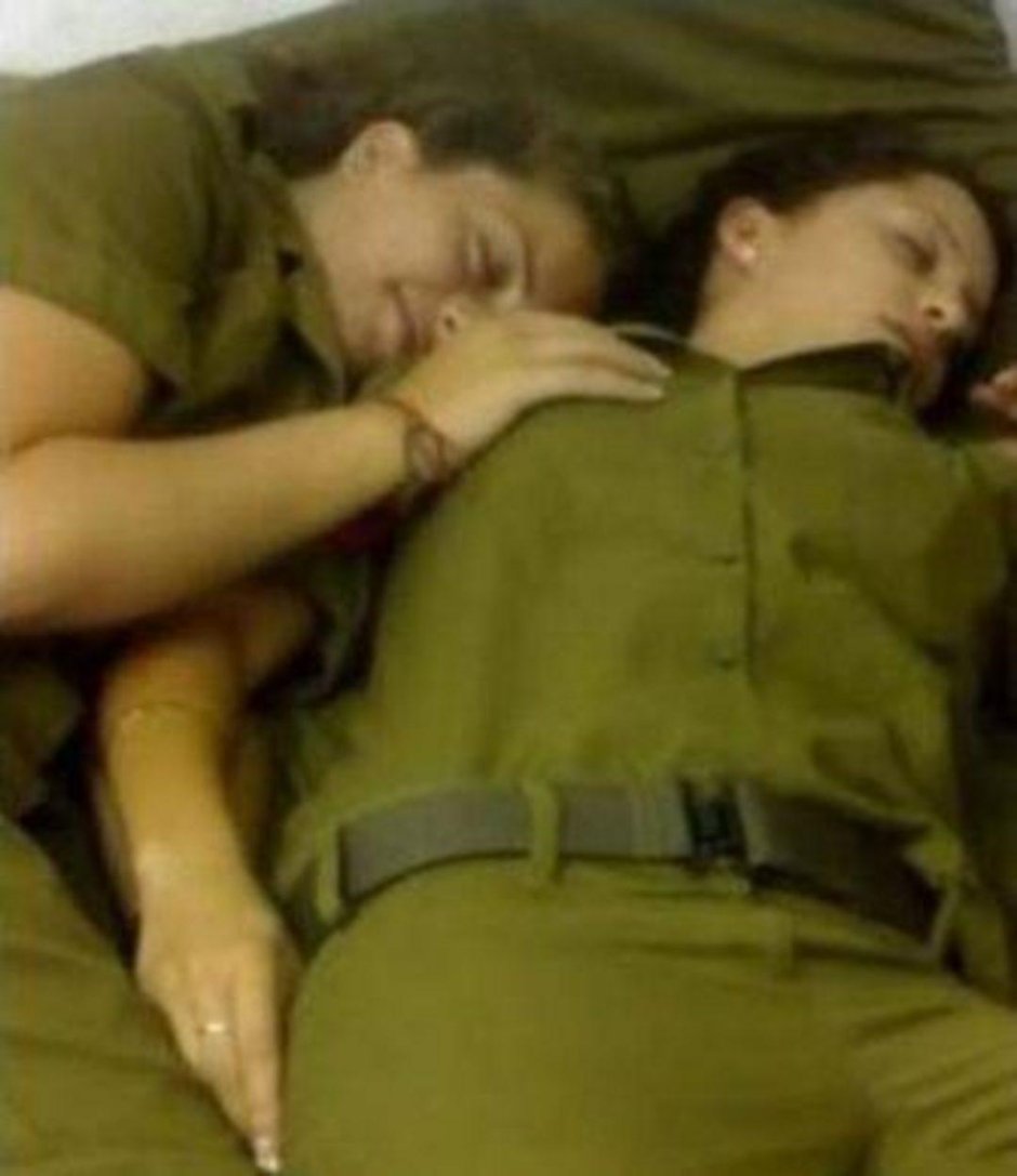 Women in the Israeli army naked
