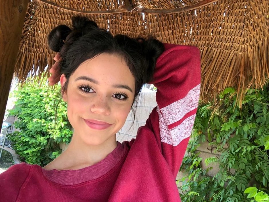 Jenna Ortega X
