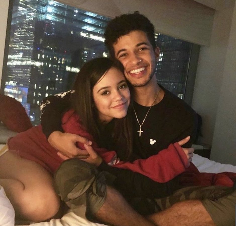 Jenna Ortega 00