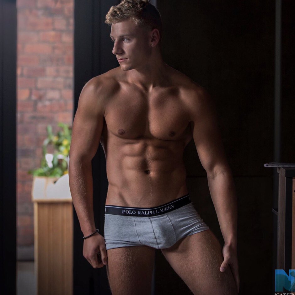 Alexey Vorobyov in gypsum