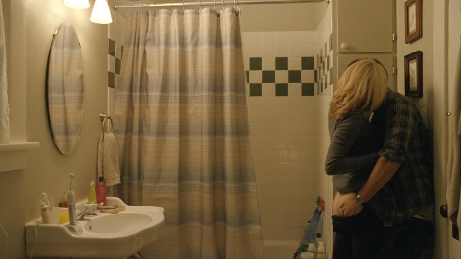 Elizabeth Banks is hot
