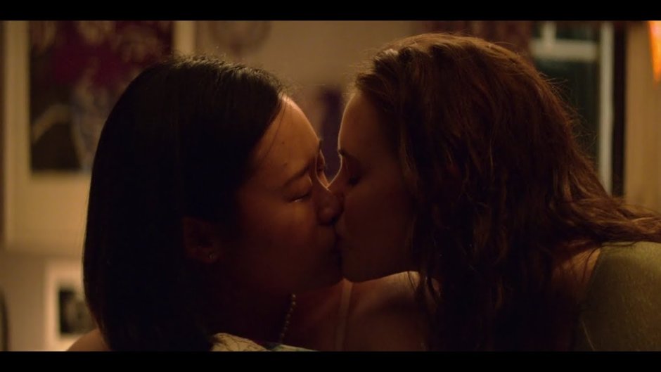 Katherine Langford kiss