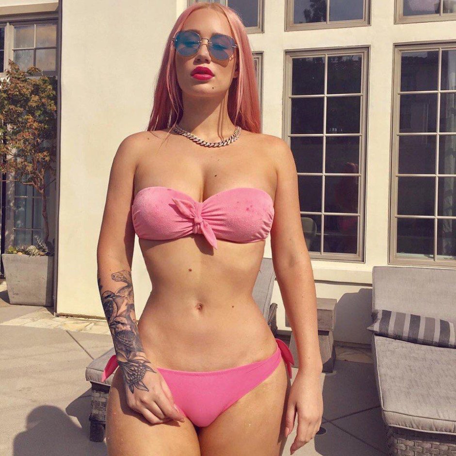 Iggi Azalia Hot bikini
