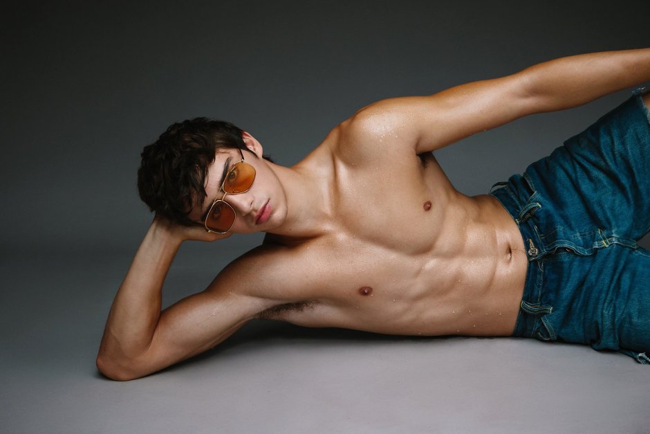 The guy model Levy