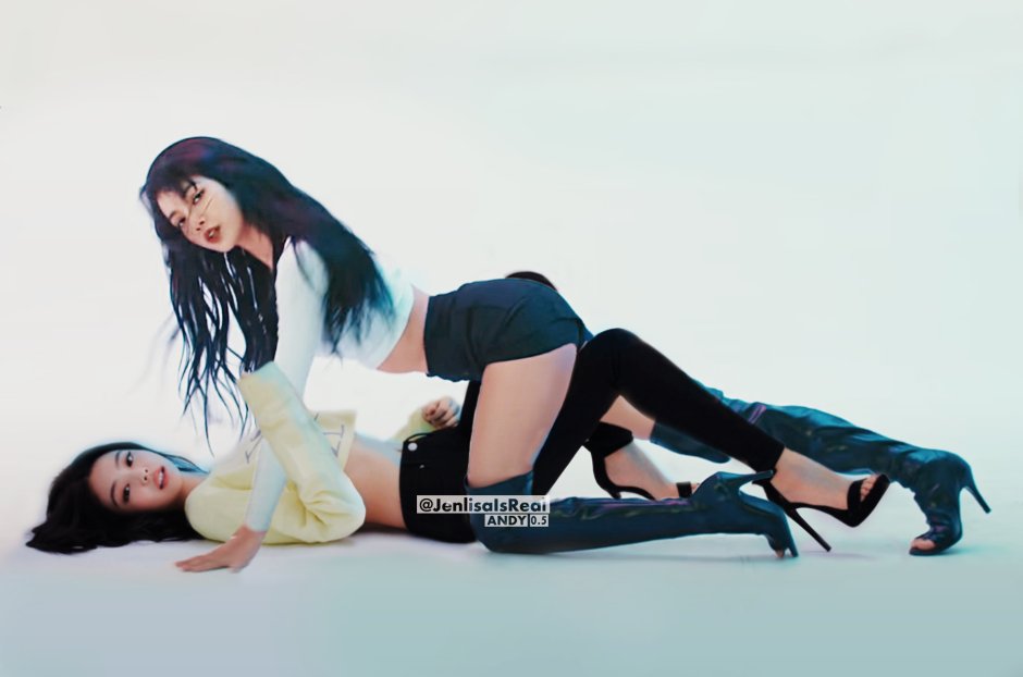 Blackpink Jennie and Lisa