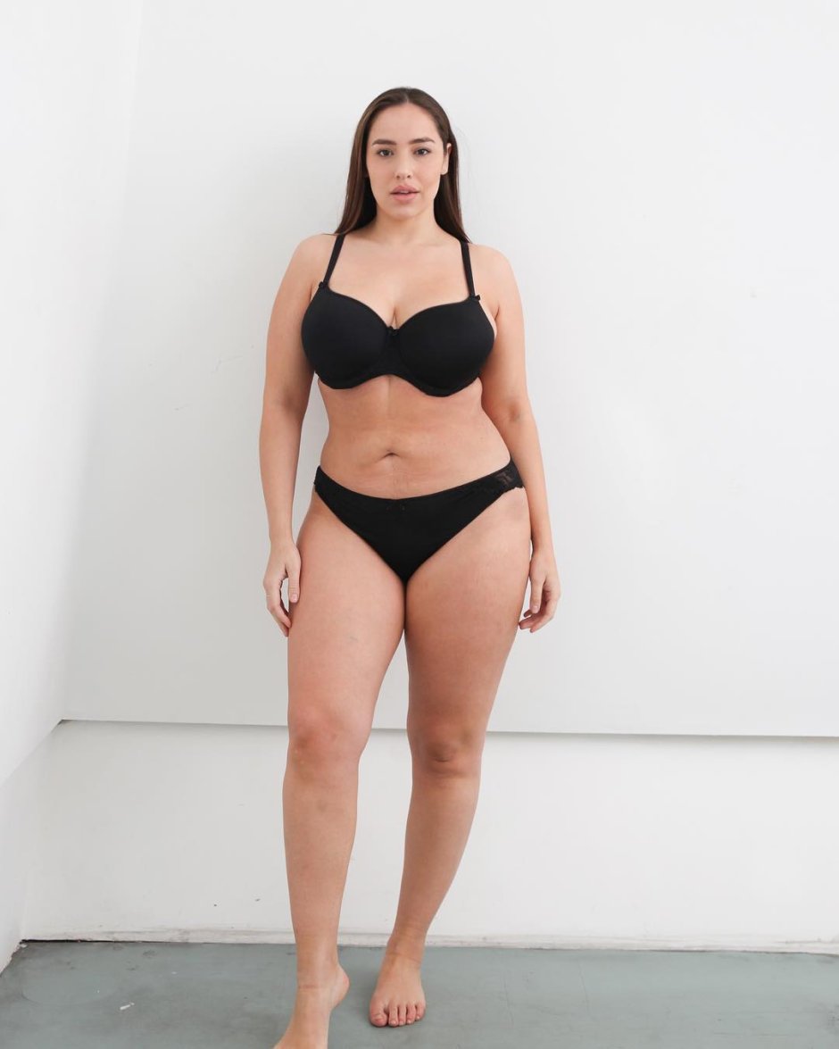 Jada Sezer Bikini