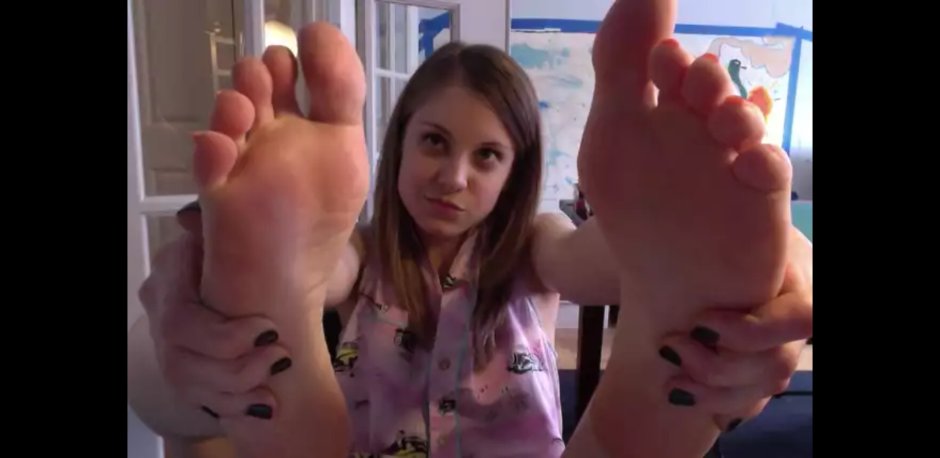 Natalia Feet