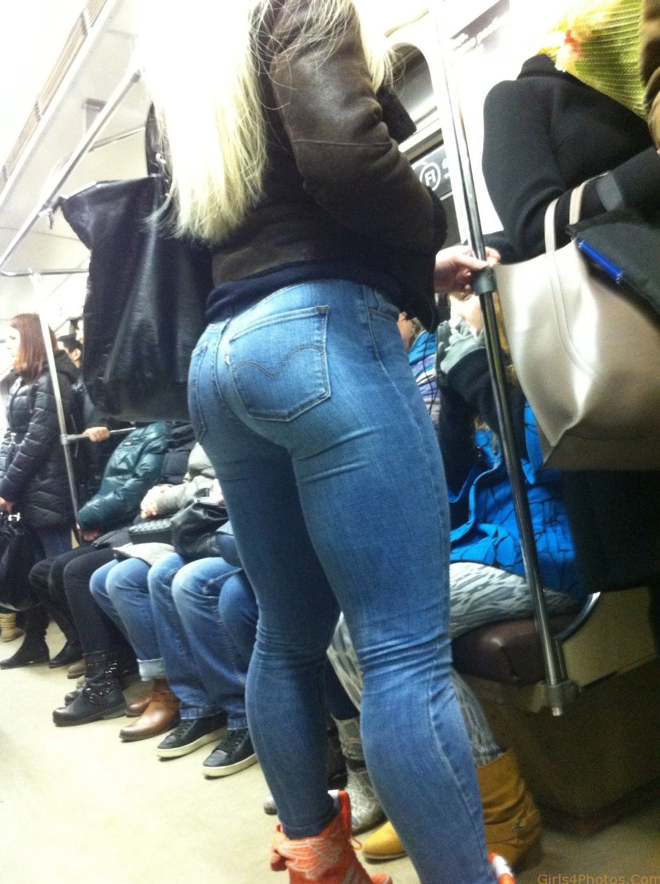 Mom with big asses