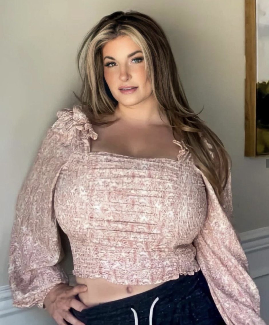 Ashley Bridges Model size breast
