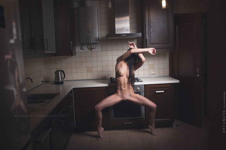 Alexander Tikhomirov XXX