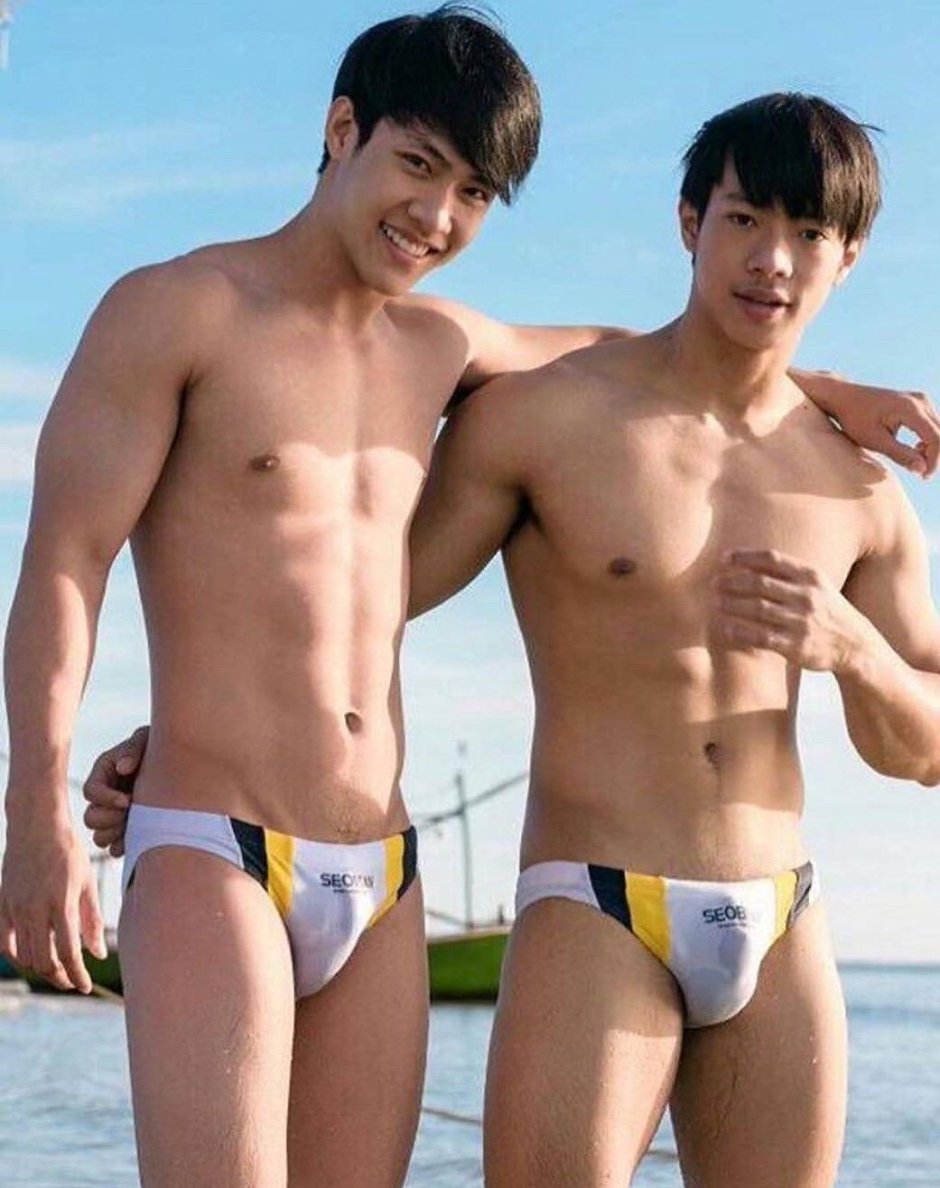 Beautiful naked guys Asians