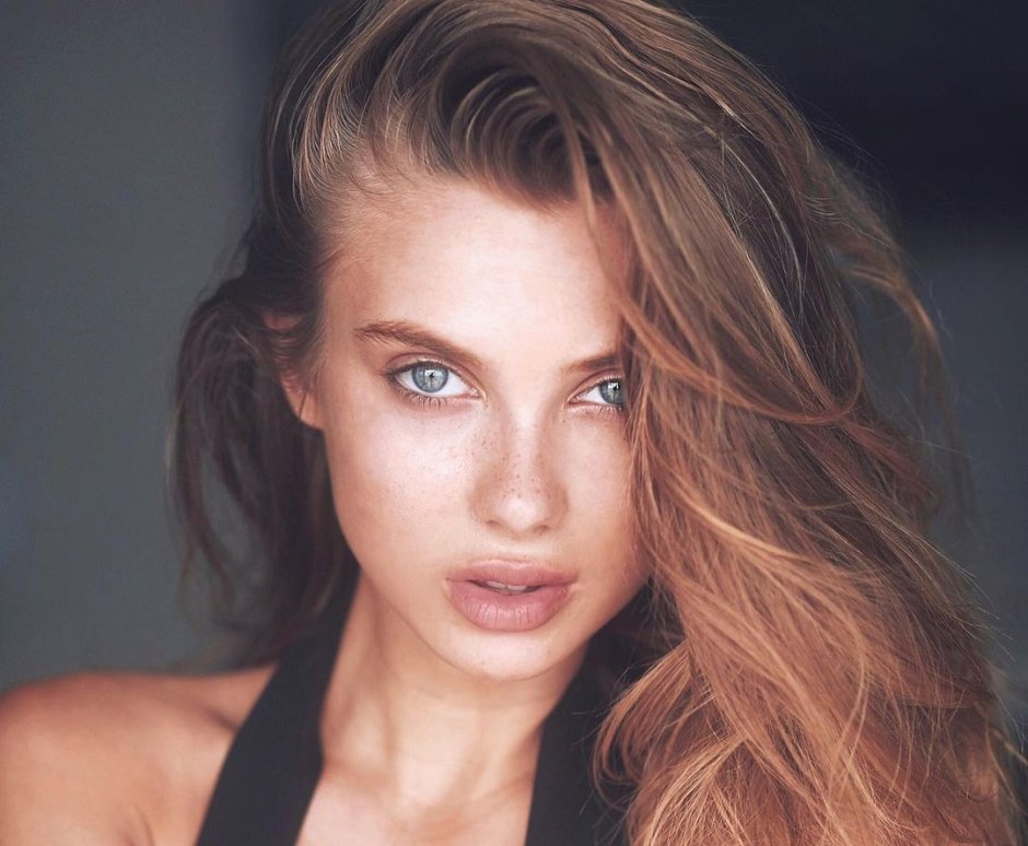 Gillian B Ekaterina Model