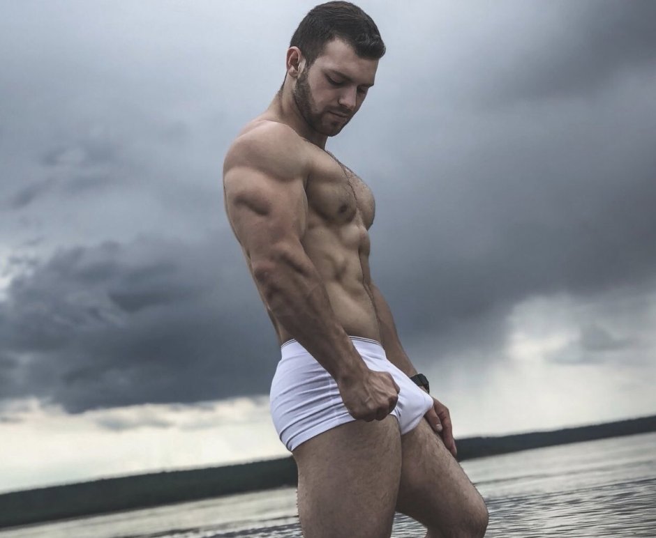 Sergey Busalaev striptease
