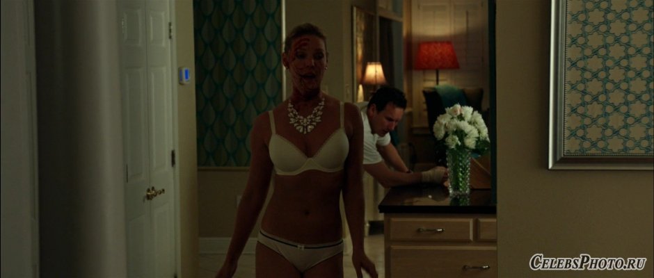Katherine Heigl breasts in cinema