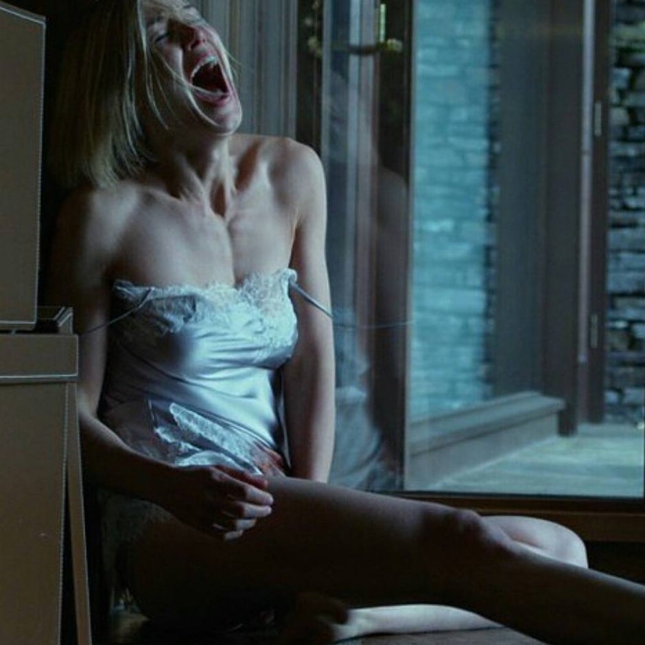 Rosamund Payk Disappeared Scene