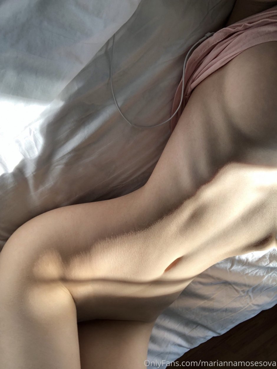 Marianna Mosesova Tits