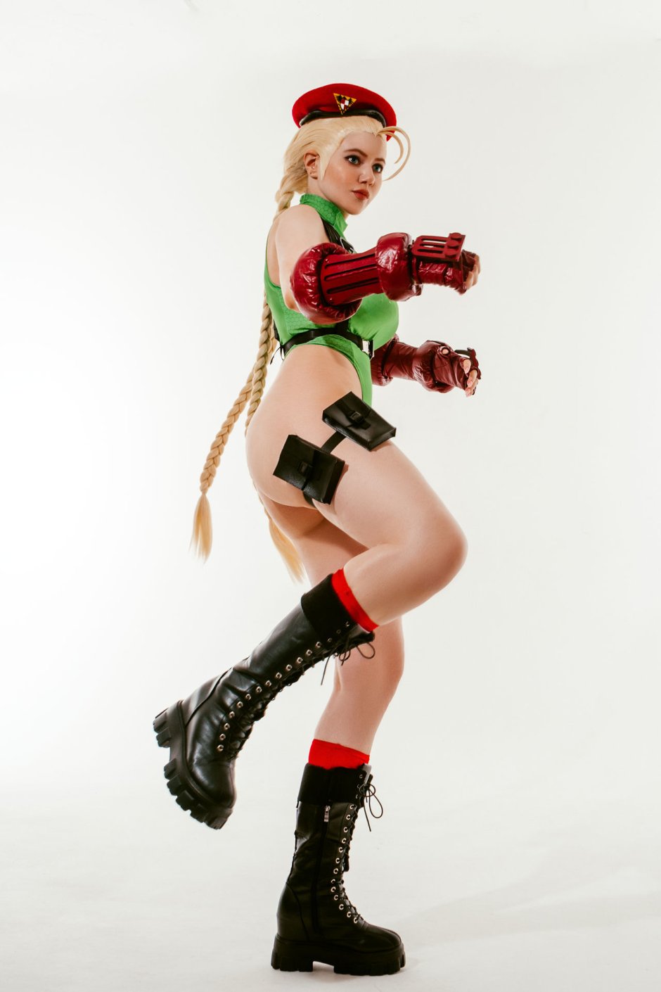 Alina Becker Zero Two Cosplay