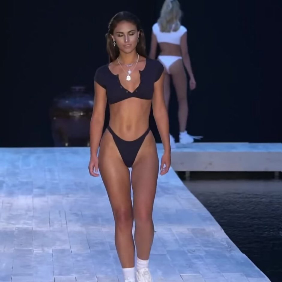 STEPH RAYNER photos