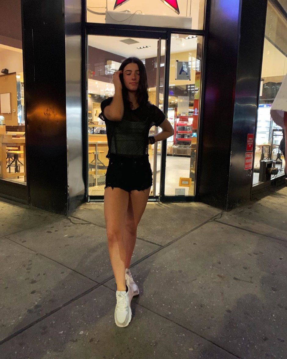 Charlie d’Amelio bikini