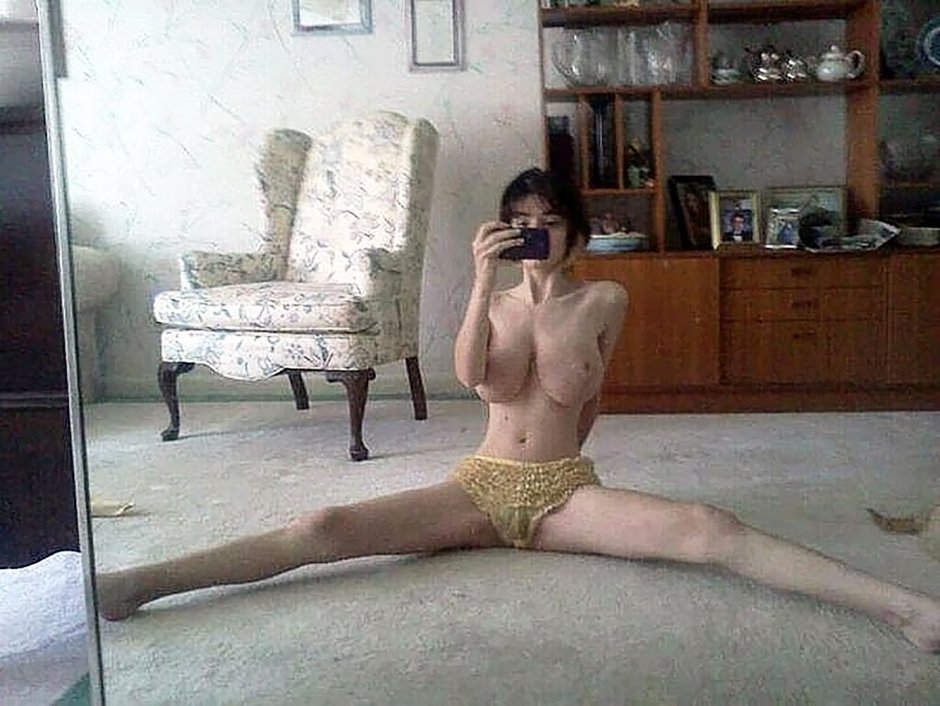 Ebigail Shapiro Tits Full