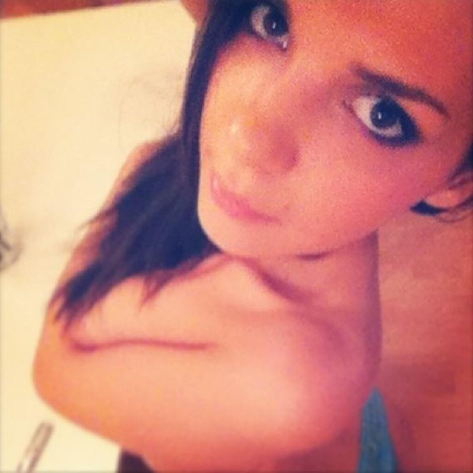 Homemade photos of naked Anyuta