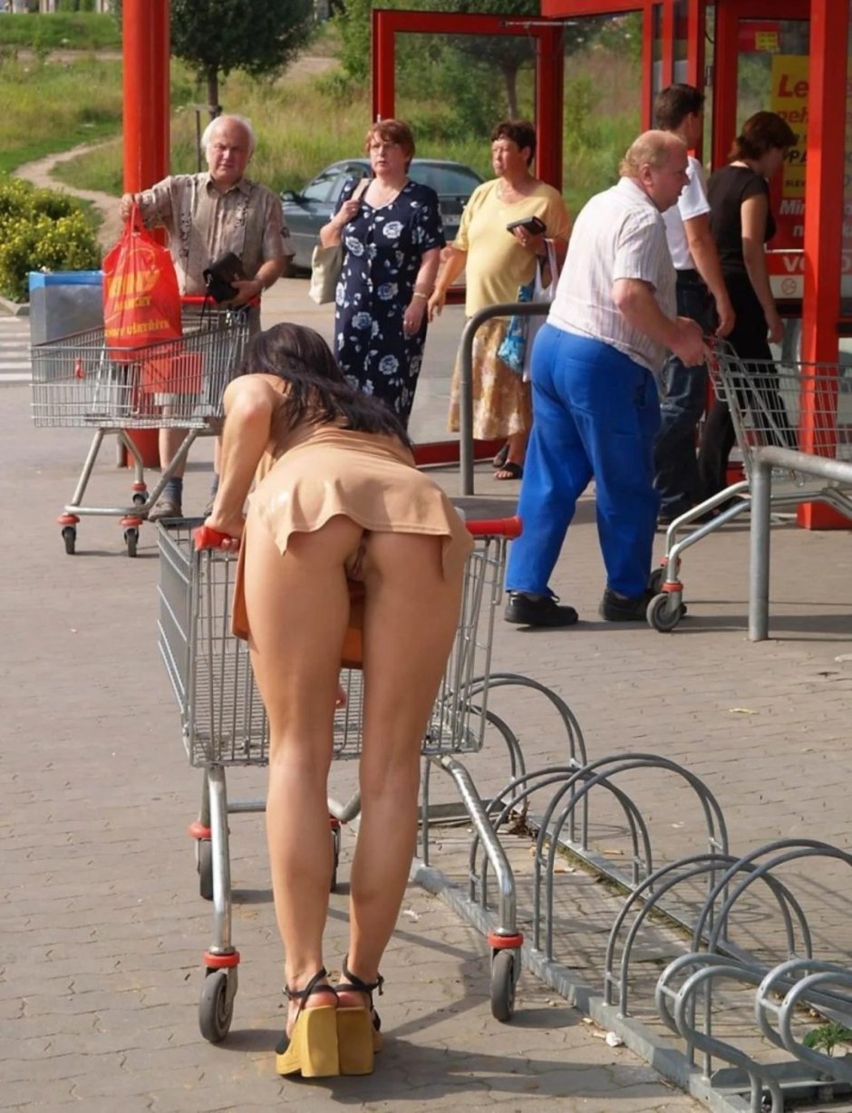Girls without panties on the street