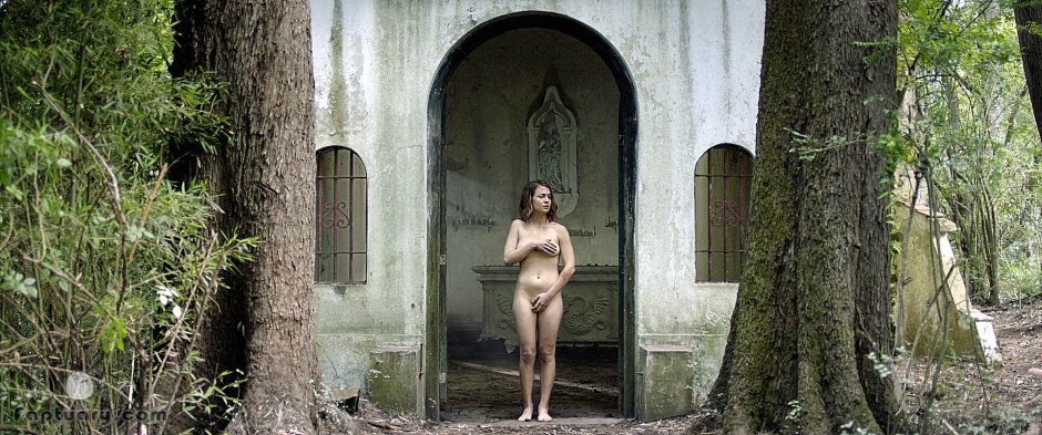 Naked Sofia Droppenger
