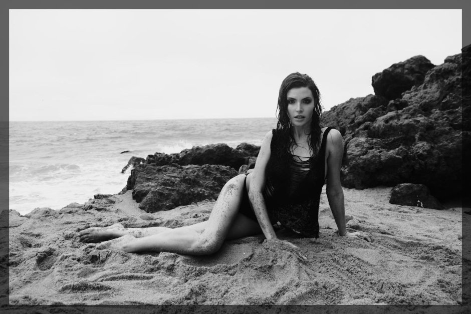 Jade Elizabeth - Girls (Erotica)