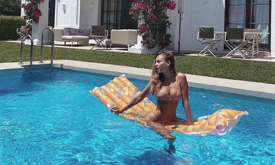 Esther EXPOSITO