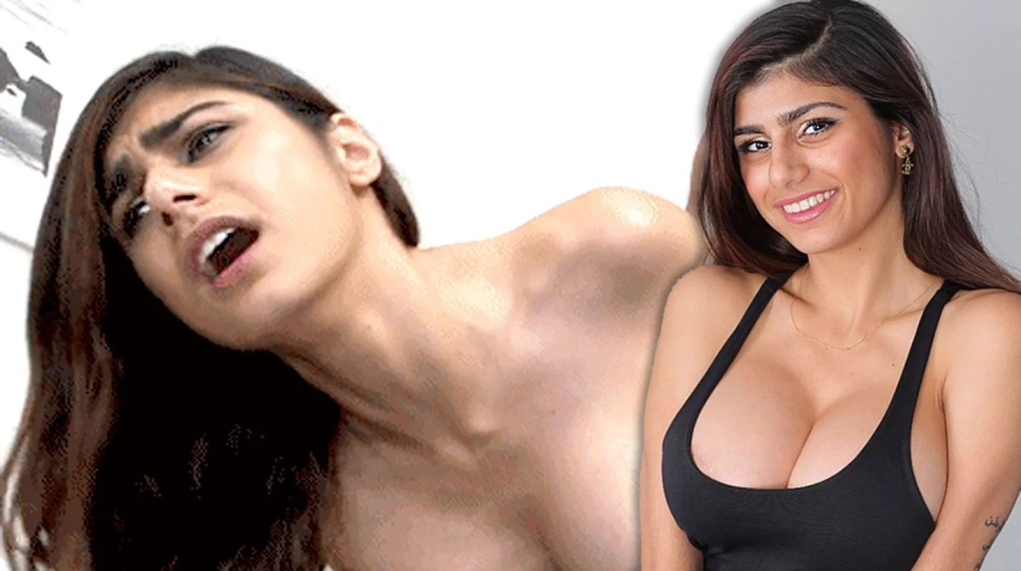 Cewek Bugil Pamer Memek fingers in the anus