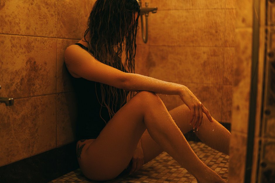 Female body in the bathroom