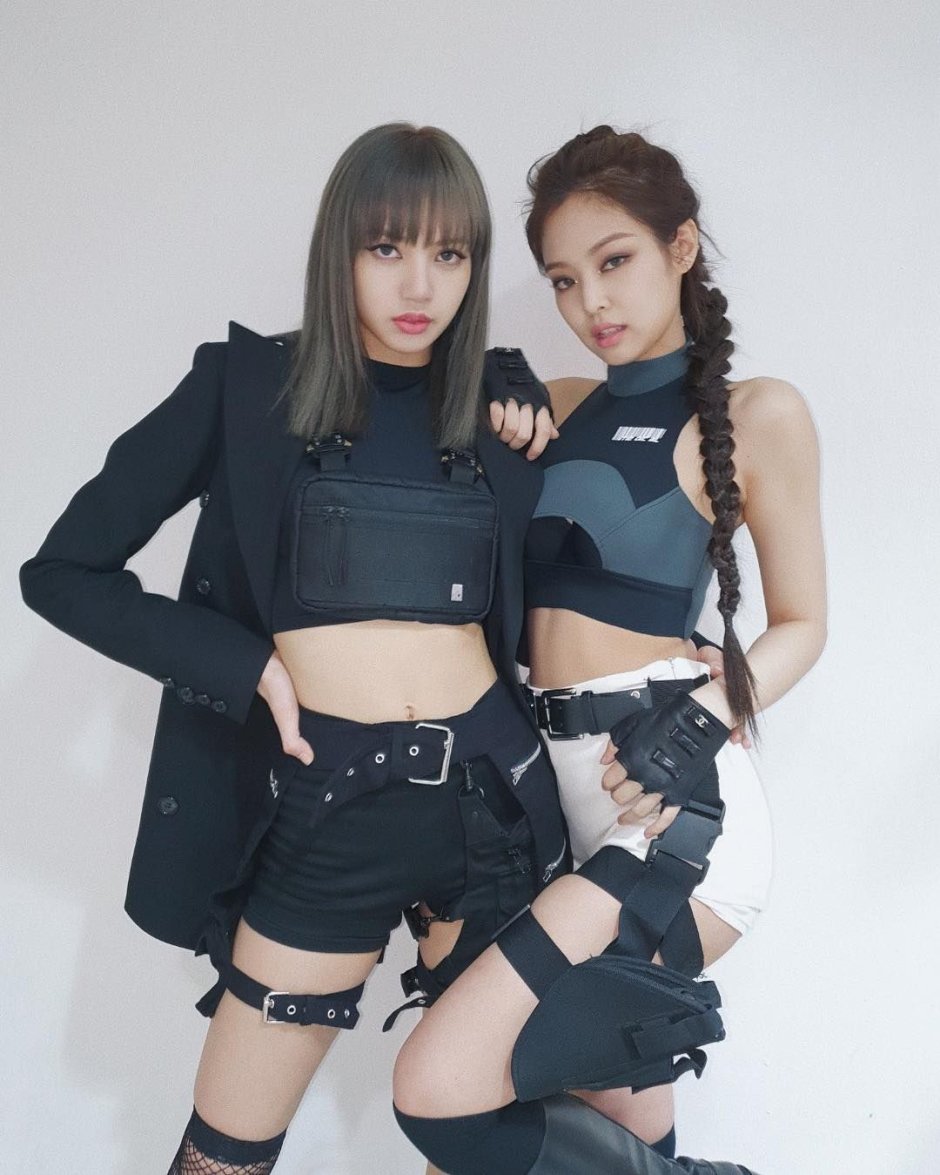 Black Pink Fox and Jenny