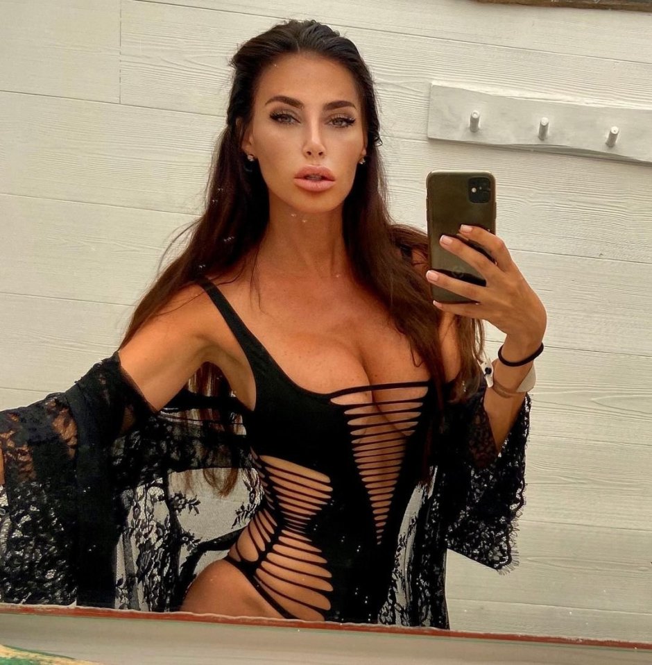ANET MLCAKOVA fashion model