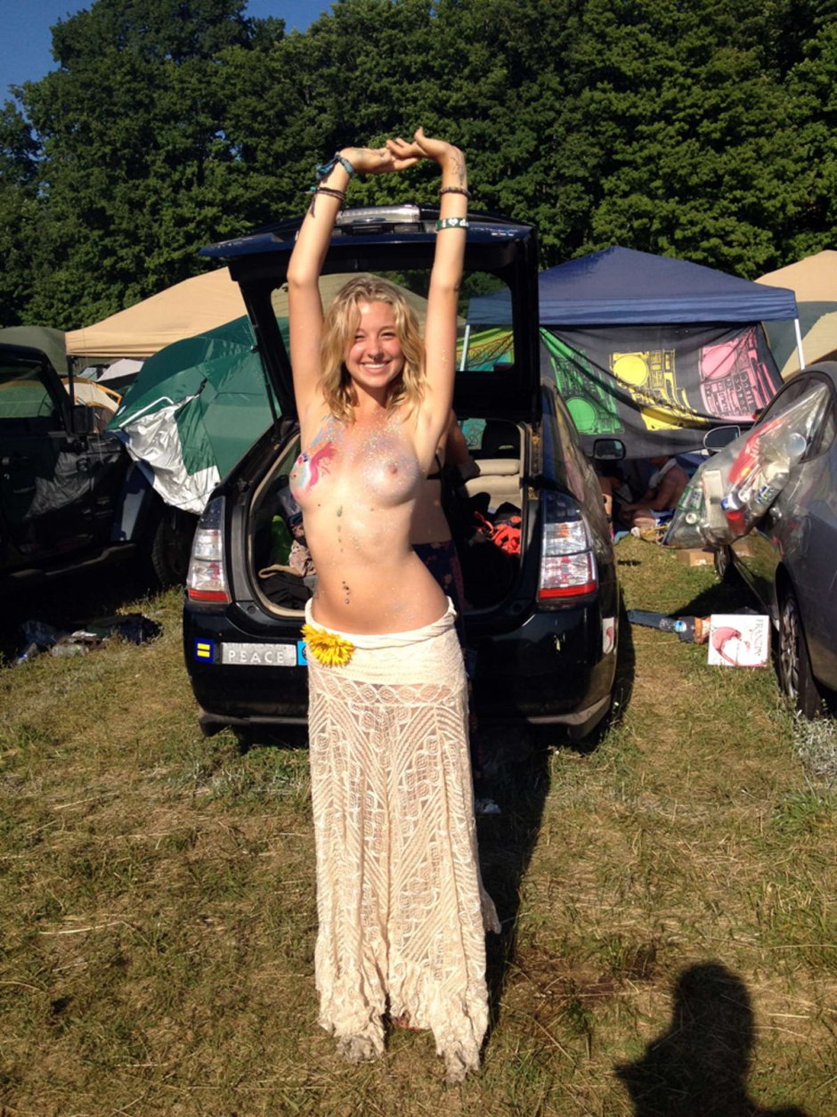 Fantasy fest without panties