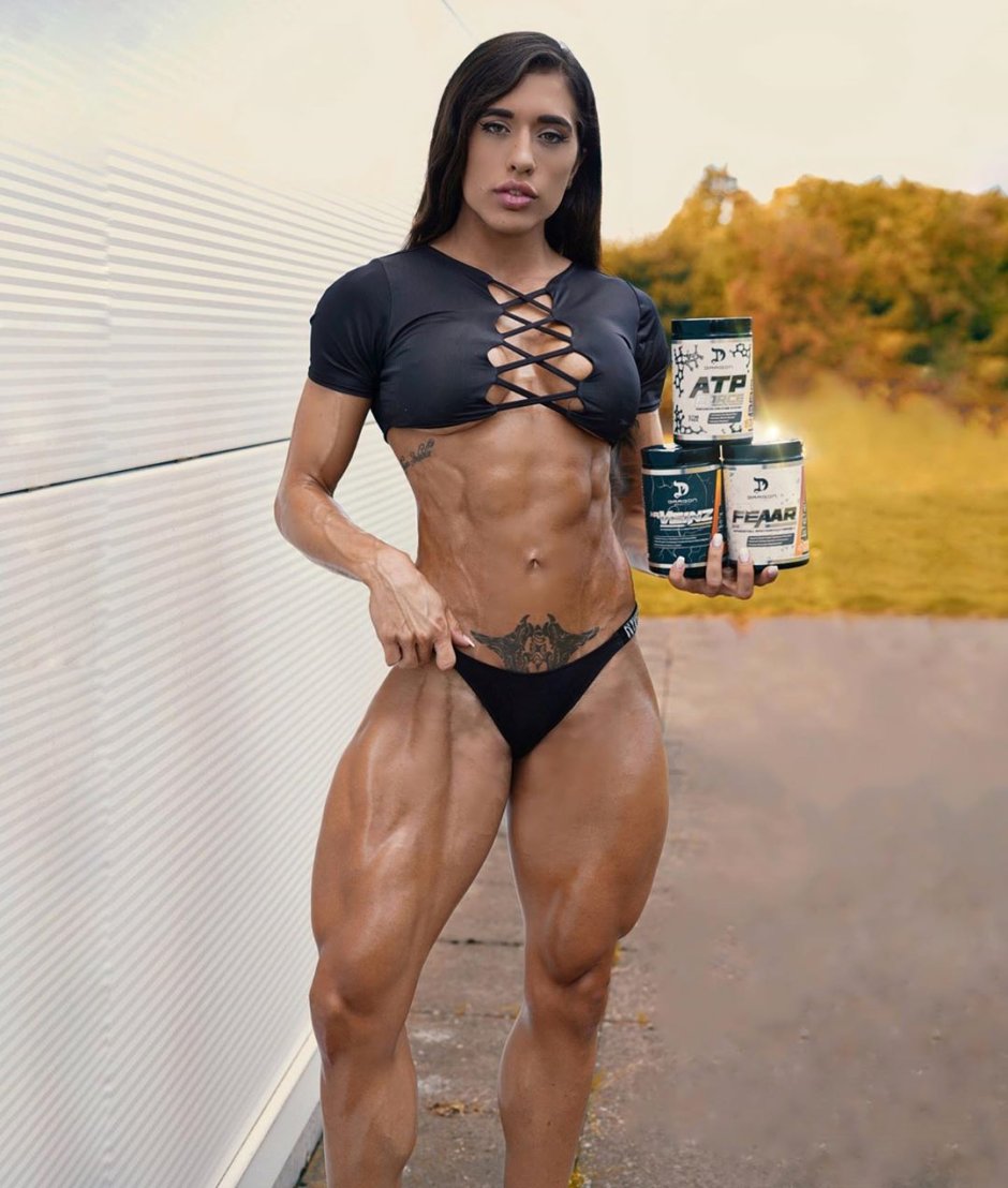 ANA COZAR in leggings