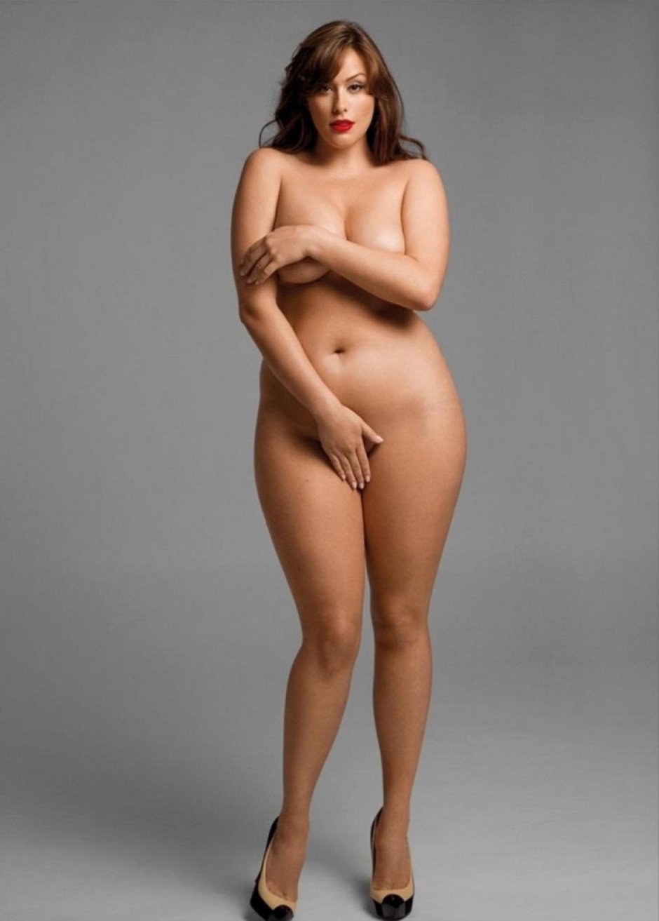 Victoria Dzhanashvili "Curves"