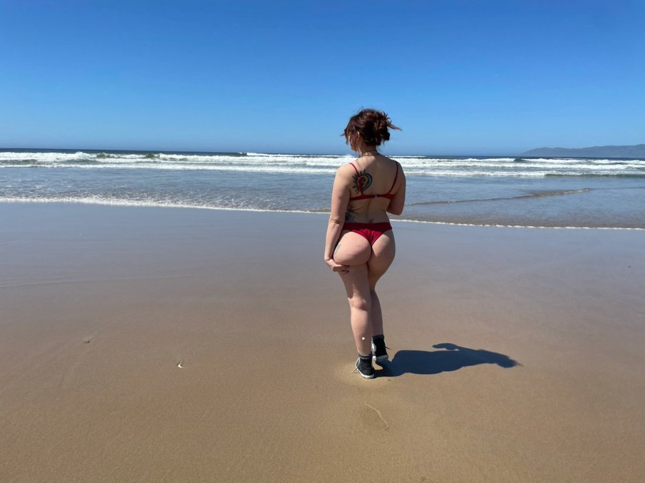 Mandy Muz hips