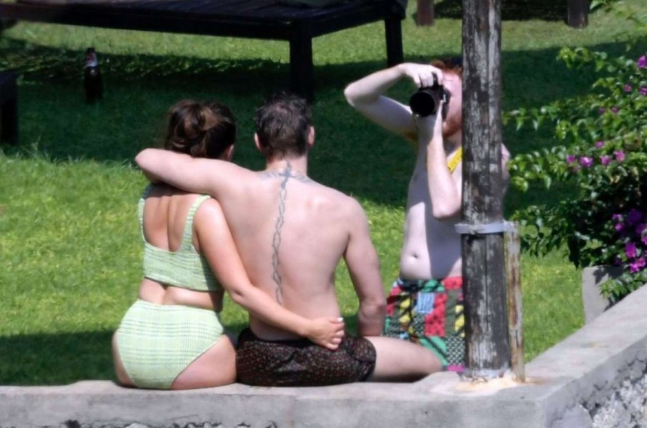 Di Delvin in a swimsuit