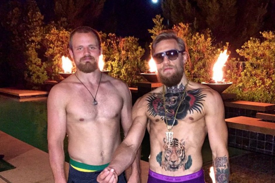 Conor McGregor 145 pounds