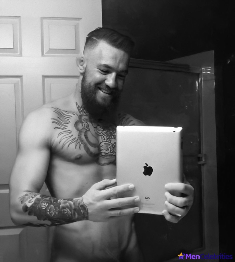 Naked McGregor