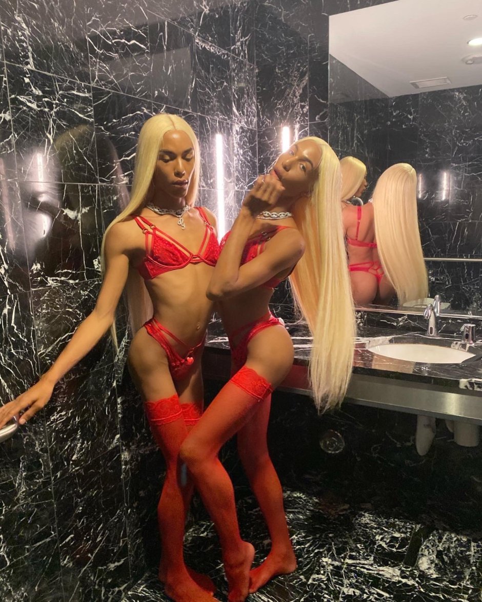 Kazan twins Adeline